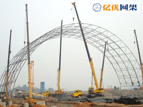 枣阳干煤棚网架